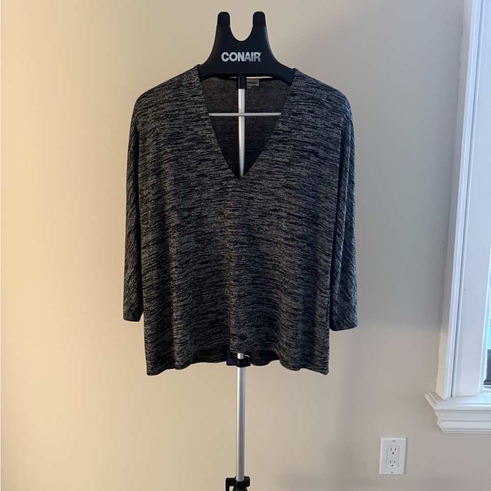 Wilfred Charcoal Long Sleeve V-Neck Top